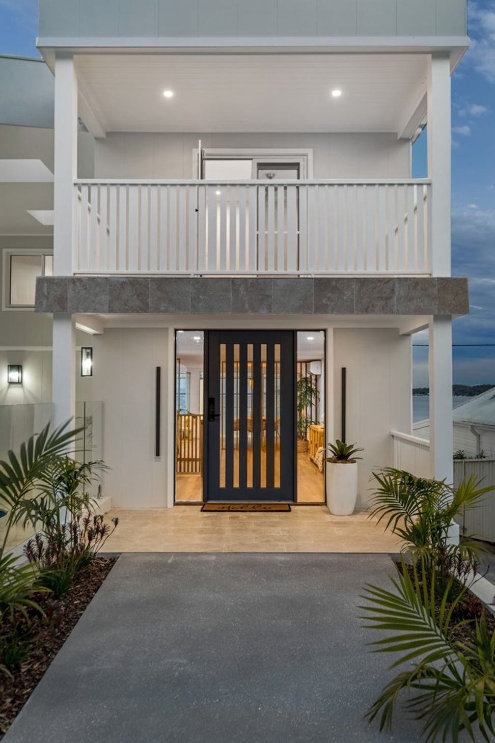 Bolton Point Residence - High End Residential