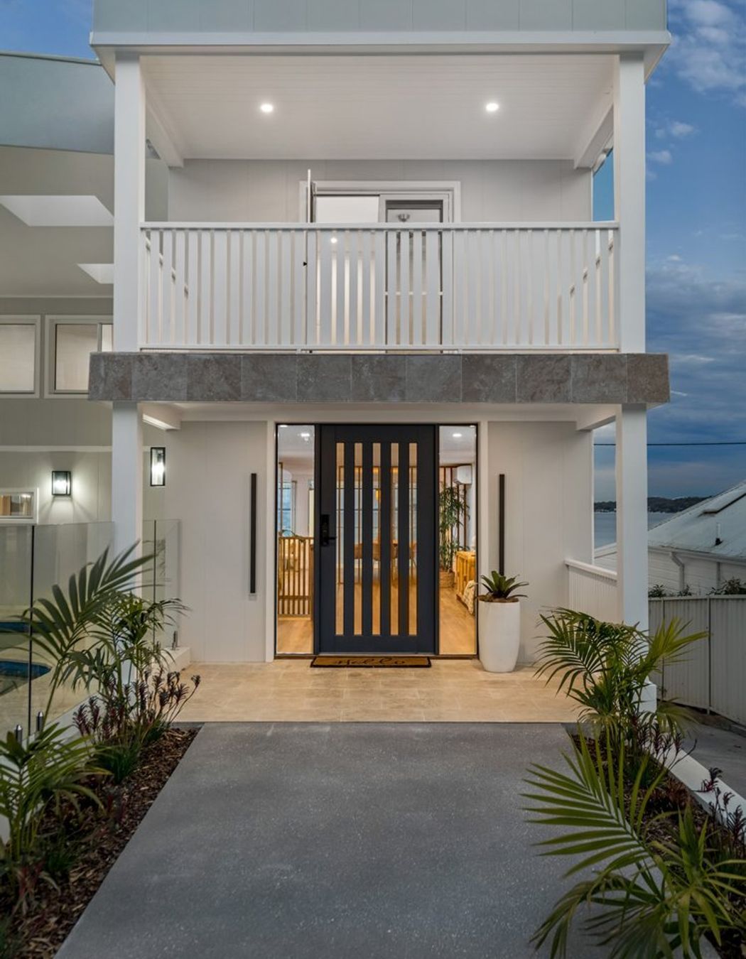 Bolton Point Residence - High End Residential