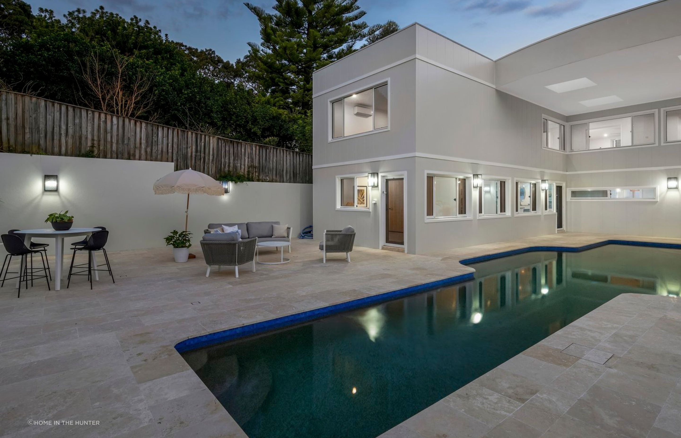 Bolton Point Residence - High End Residential