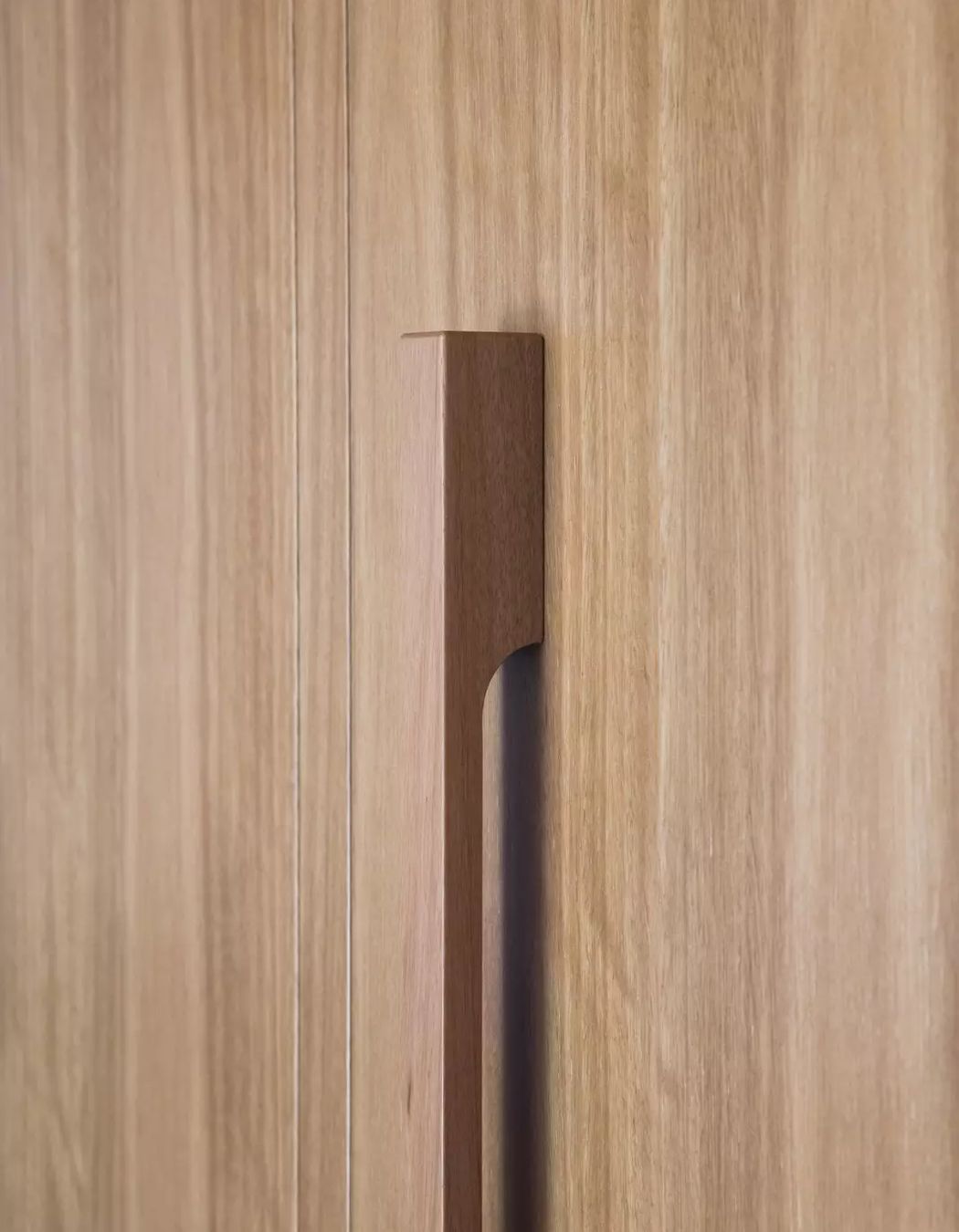 ##^^Bondi, Plowman St