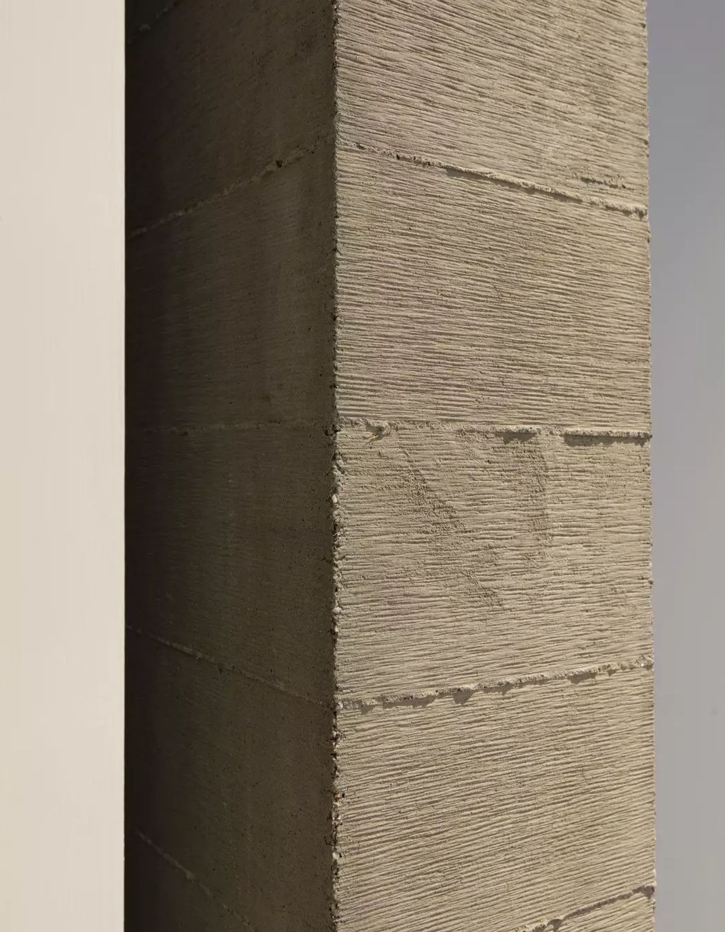 ##^^Bondi, Plowman St