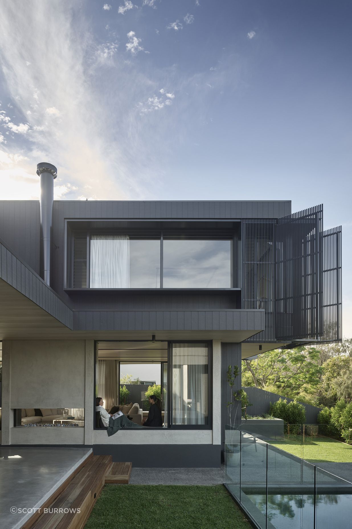 SCBPhotoCompass-Cres024-v2.jpg
