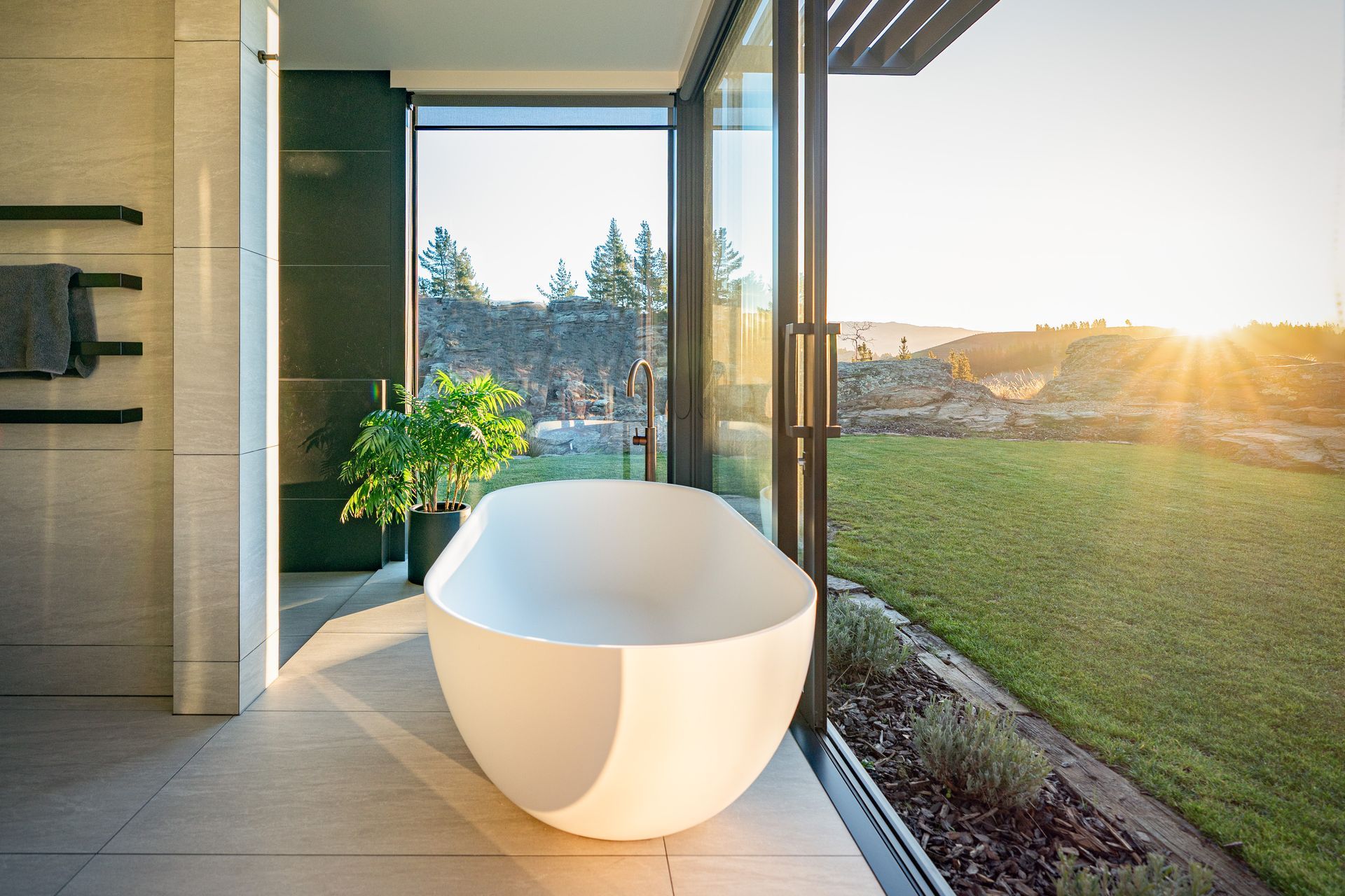 Earnscleugh Ridge Retreat, Clyde