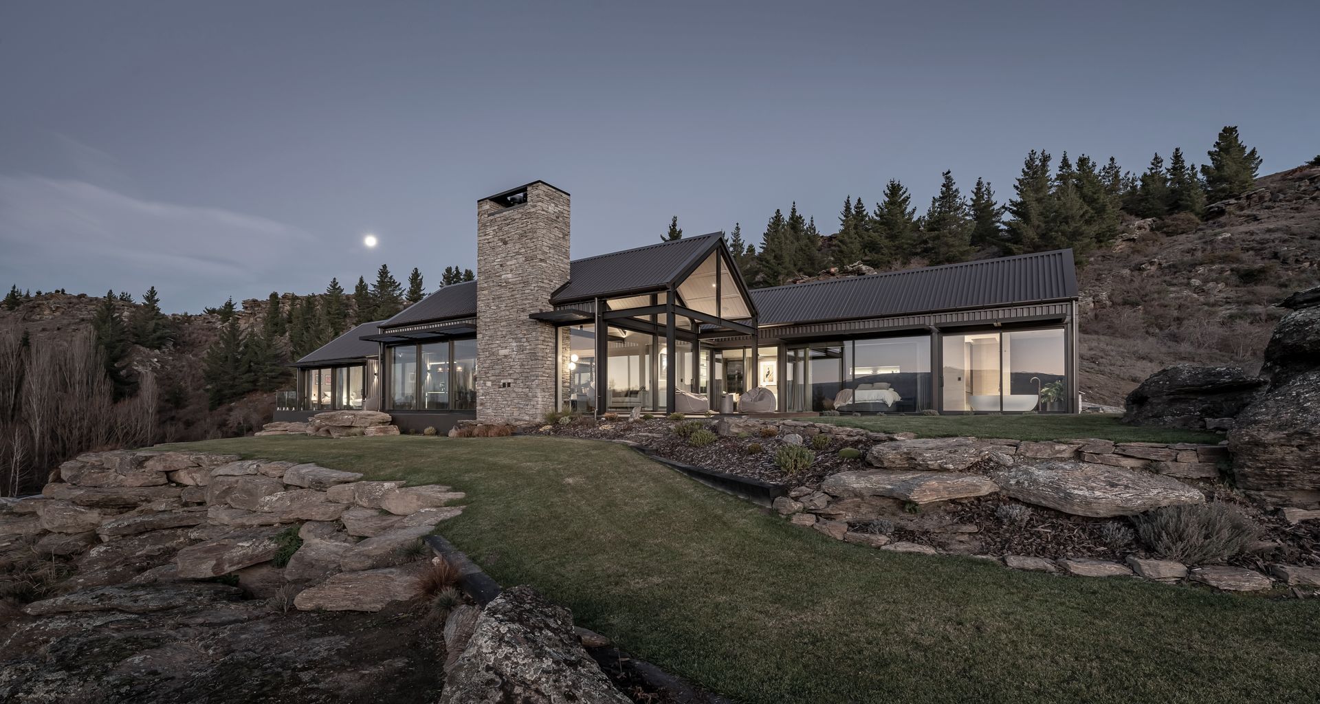 Earnscleugh Ridge Retreat, Clyde banner