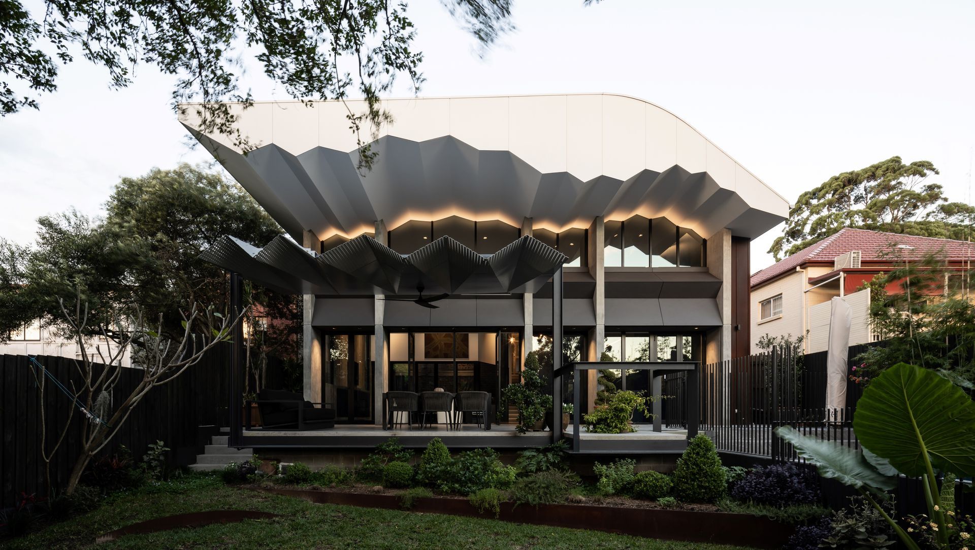 Zig Zag House banner