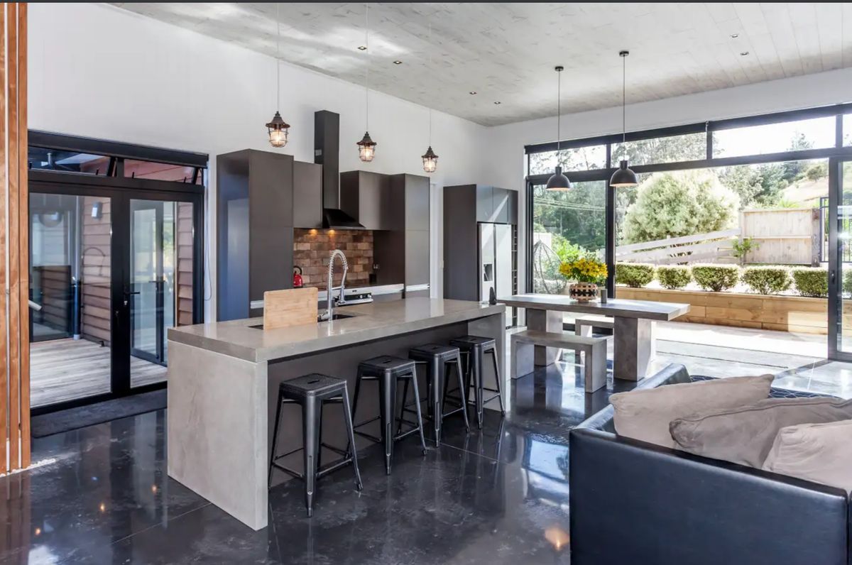 Te Tutu Residence 2017