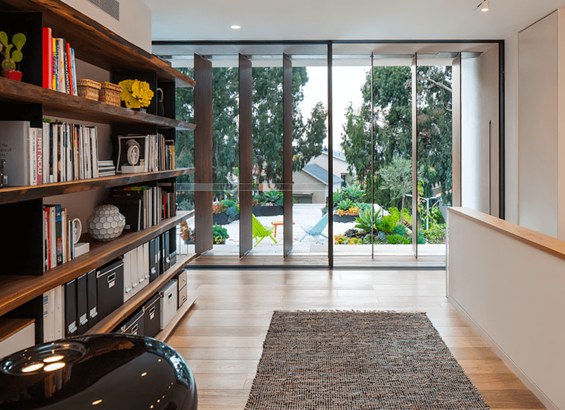 Modern Mediterranean Villa