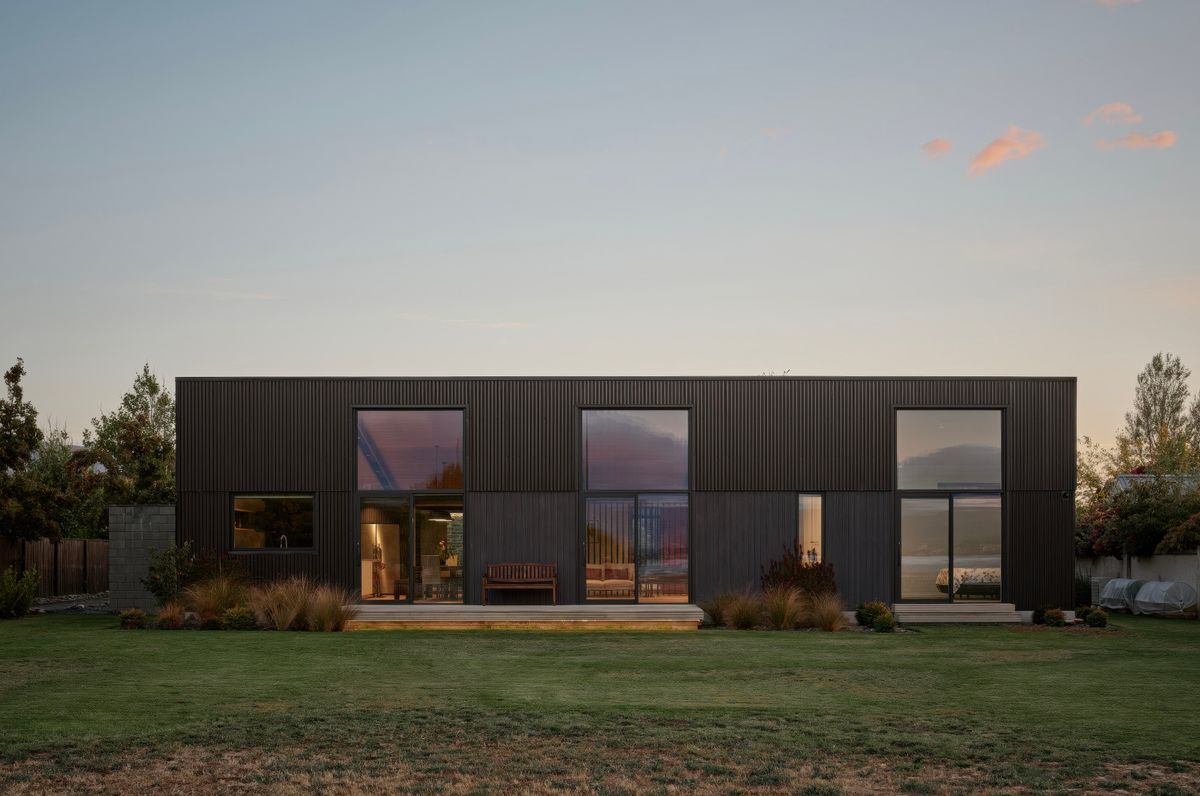Pisa Moorings House