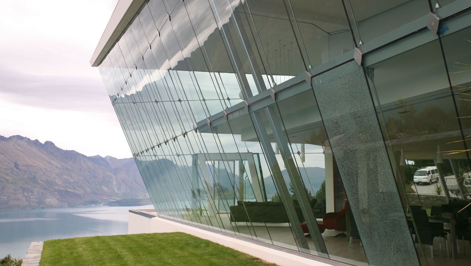 Jagged Edge - Queenstown banner