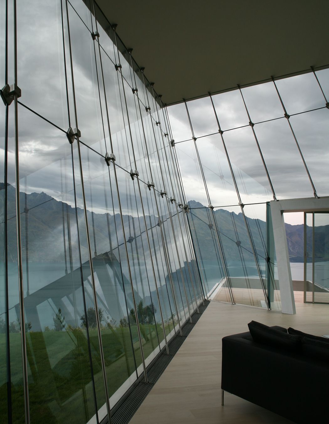 Jagged Edge - Queenstown