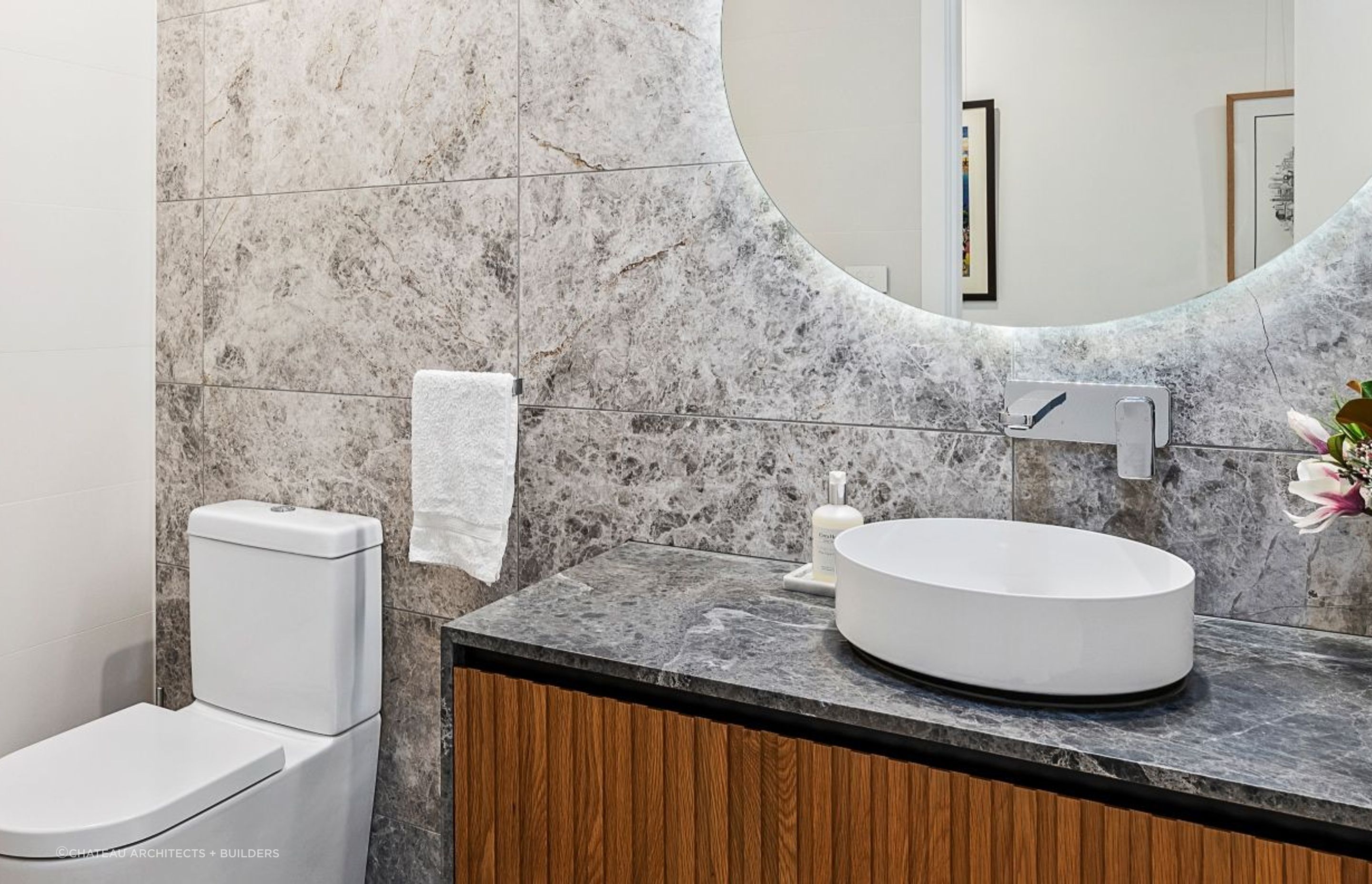 Manhattan Limestone | Chateau Architects + Builders