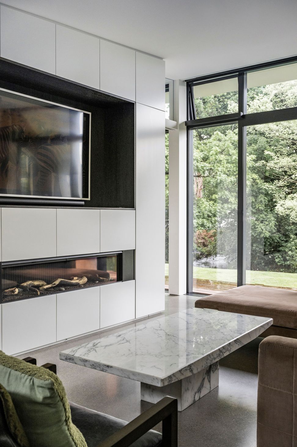 Stream-Side-House-Living-Area-Stephen-Goodenough.jpg