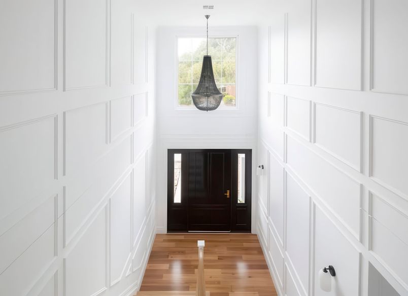 A Hamptons-Inspired Contemporary Home