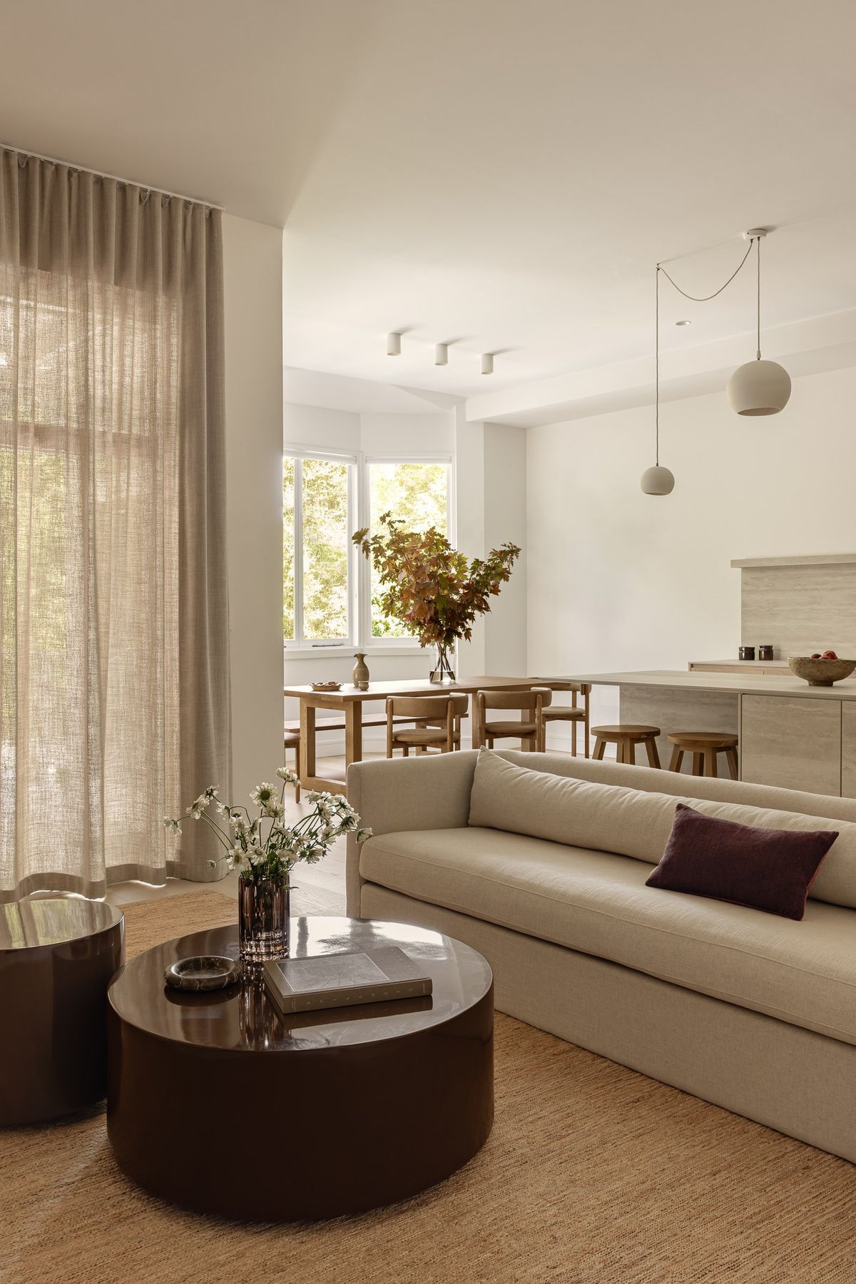 StudioEntiPendantOrbCeilingEOSLightKateLawrenceDesignBishopsAveNatSpadaWR.jpg