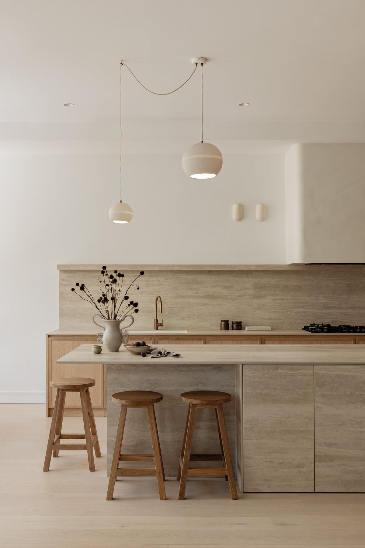 StudioEntiPendantOrbKateLawrenceDesignBishopsAveNatSpadaWR-2.jpg