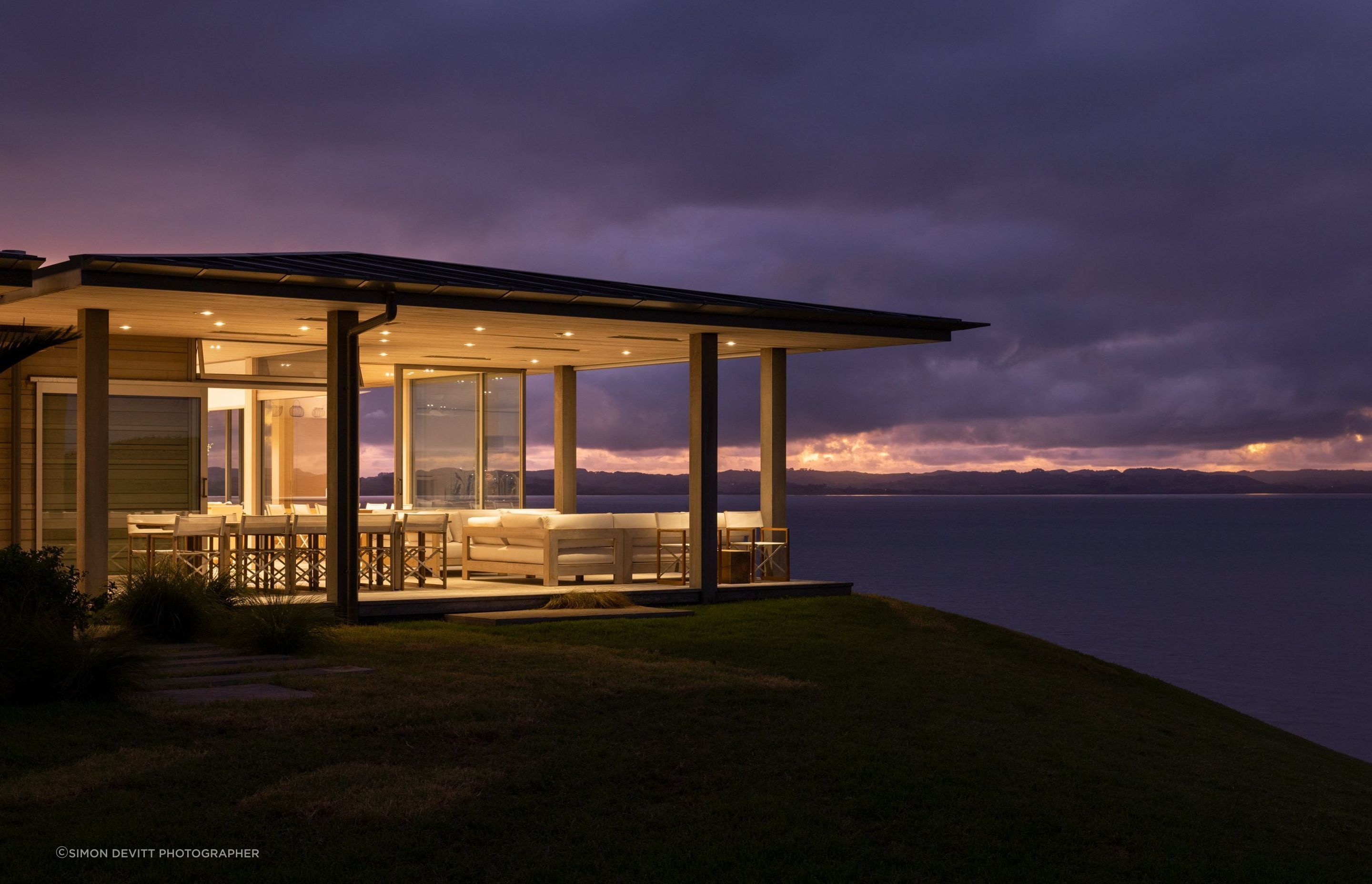 SwallowPointHouseNorthernOutdoorPavilionSimonDevitt01.jpg