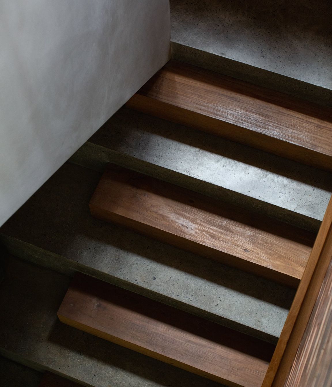 TEGELHOUSE-2STAIRS13of13-IMG2142.jpg