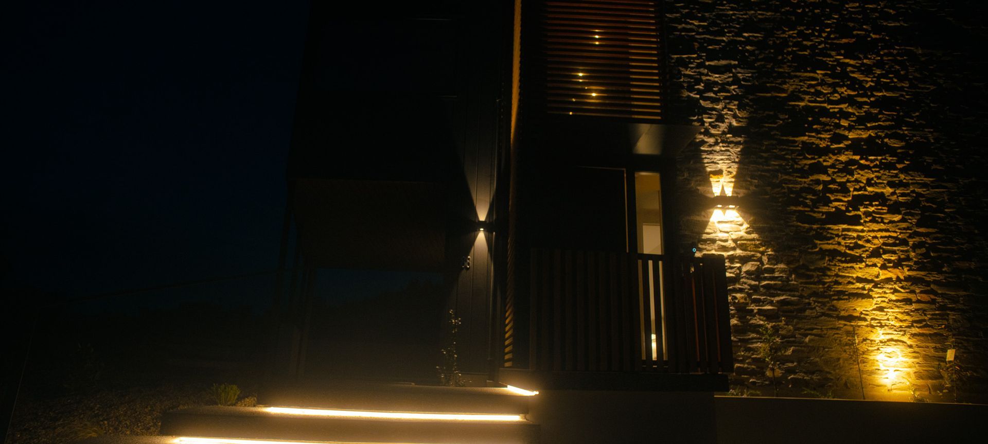 Mills Residence banner