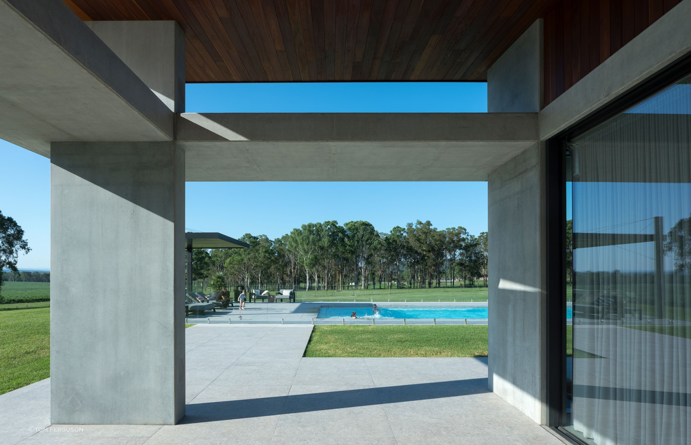 TFPhotoJ-MammoneCobbittyExteriors0296-EDITED.jpg