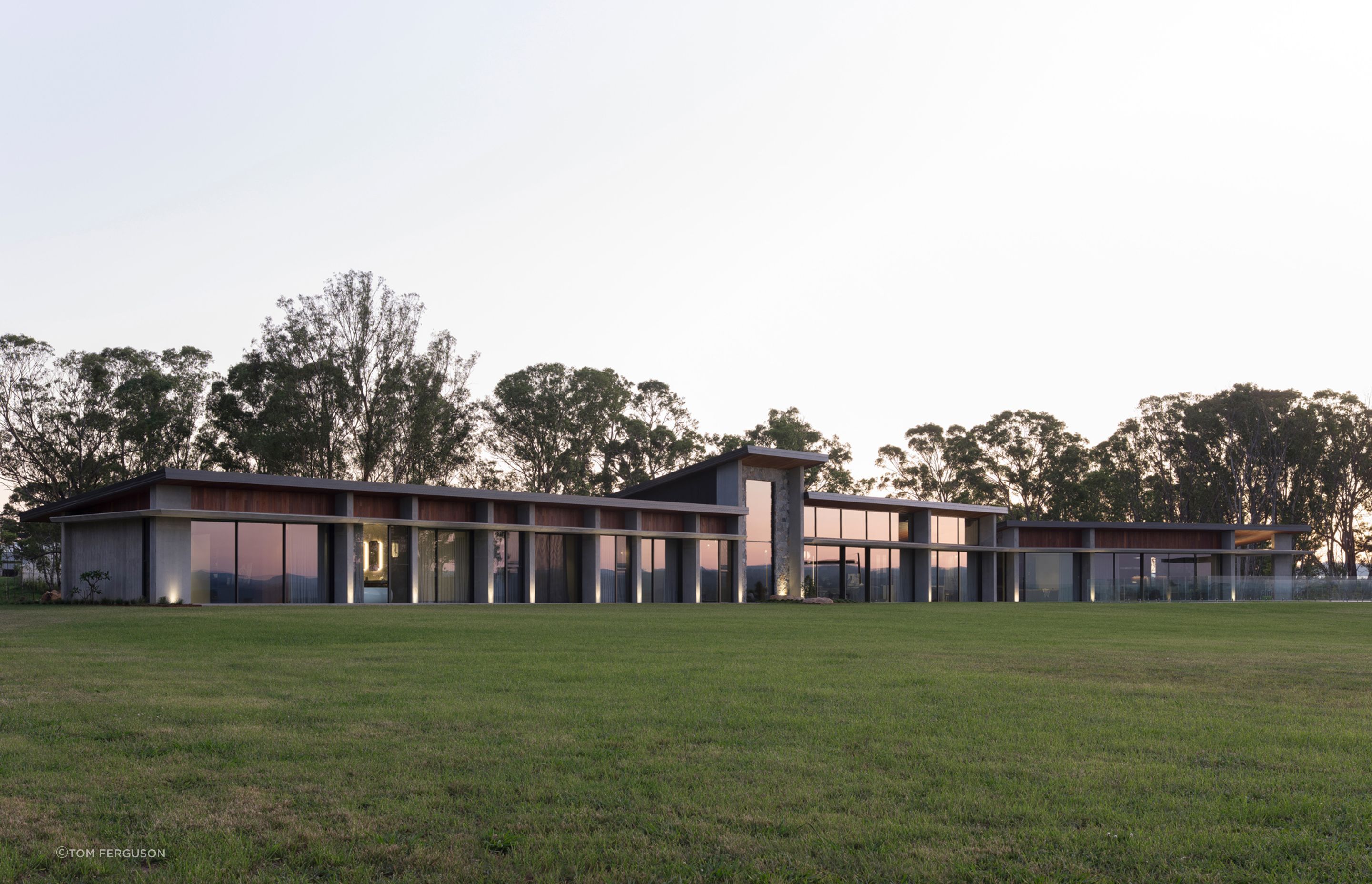 TFPhotoJ-MammoneCobbittyExteriors0685-EDITED.jpg