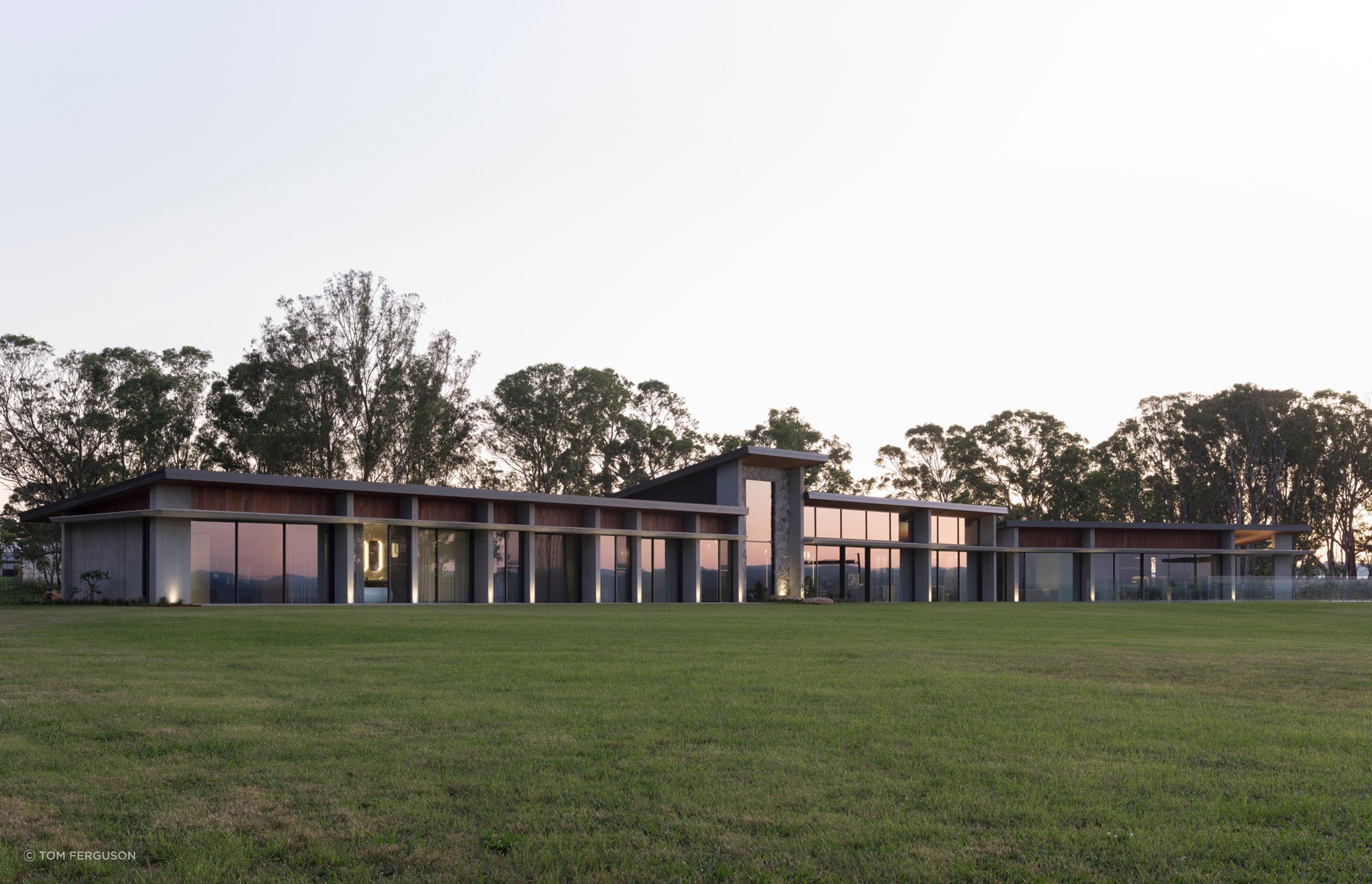TFPhotoJ-MammoneCobbittyExteriors0685-EDITED.jpg