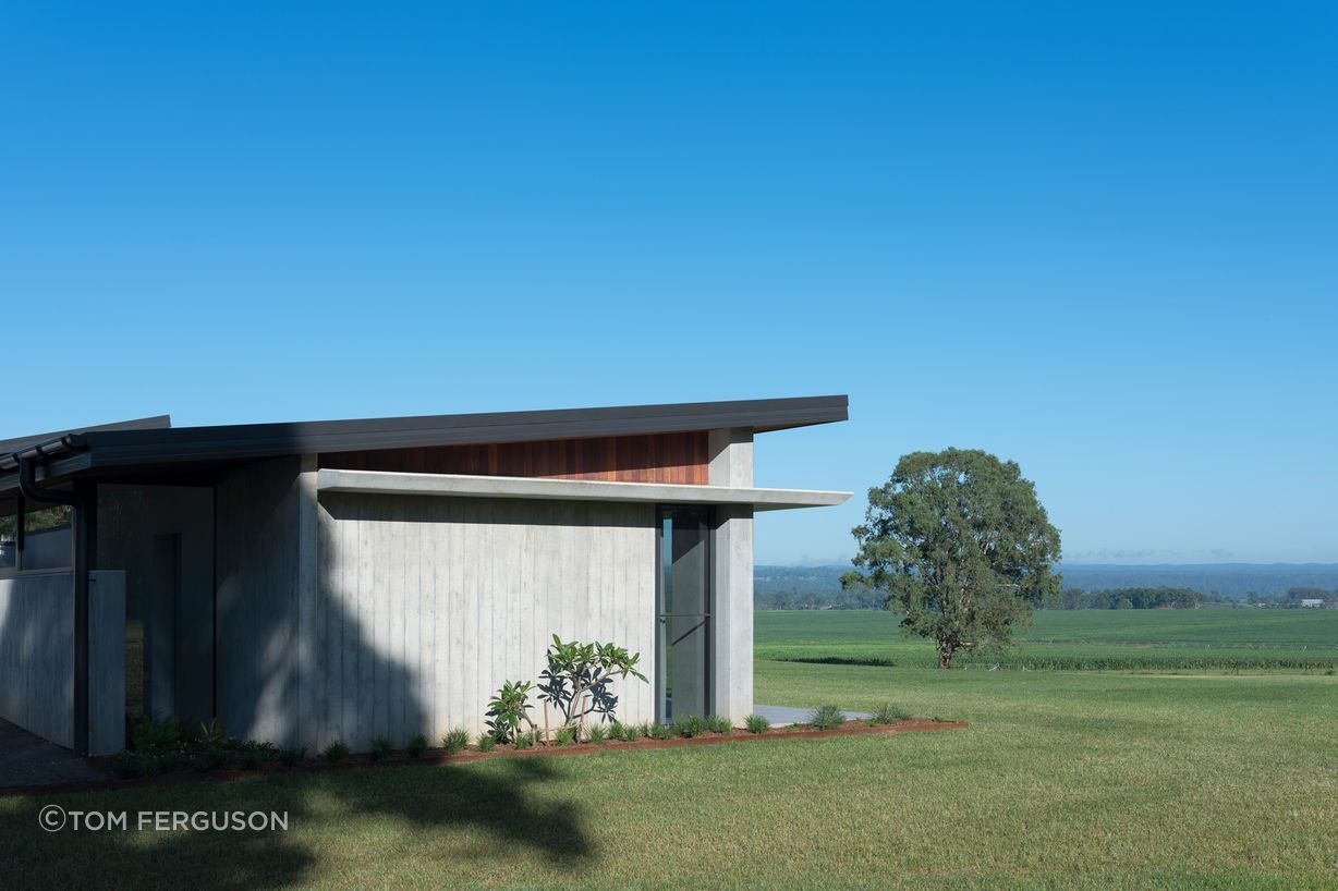 TFPhotoJ-MammoneCobbittyExteriors1017-EDITED.jpg