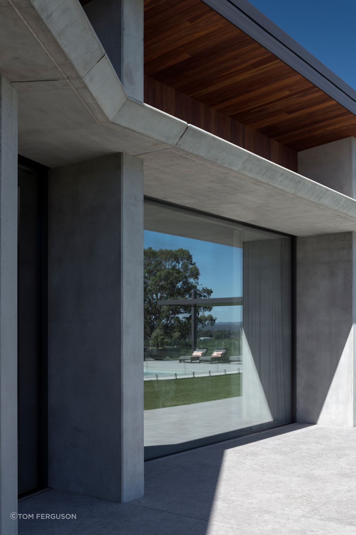 TFPhotoJ-MammoneCobbittyExteriors1150-EDITED.jpg