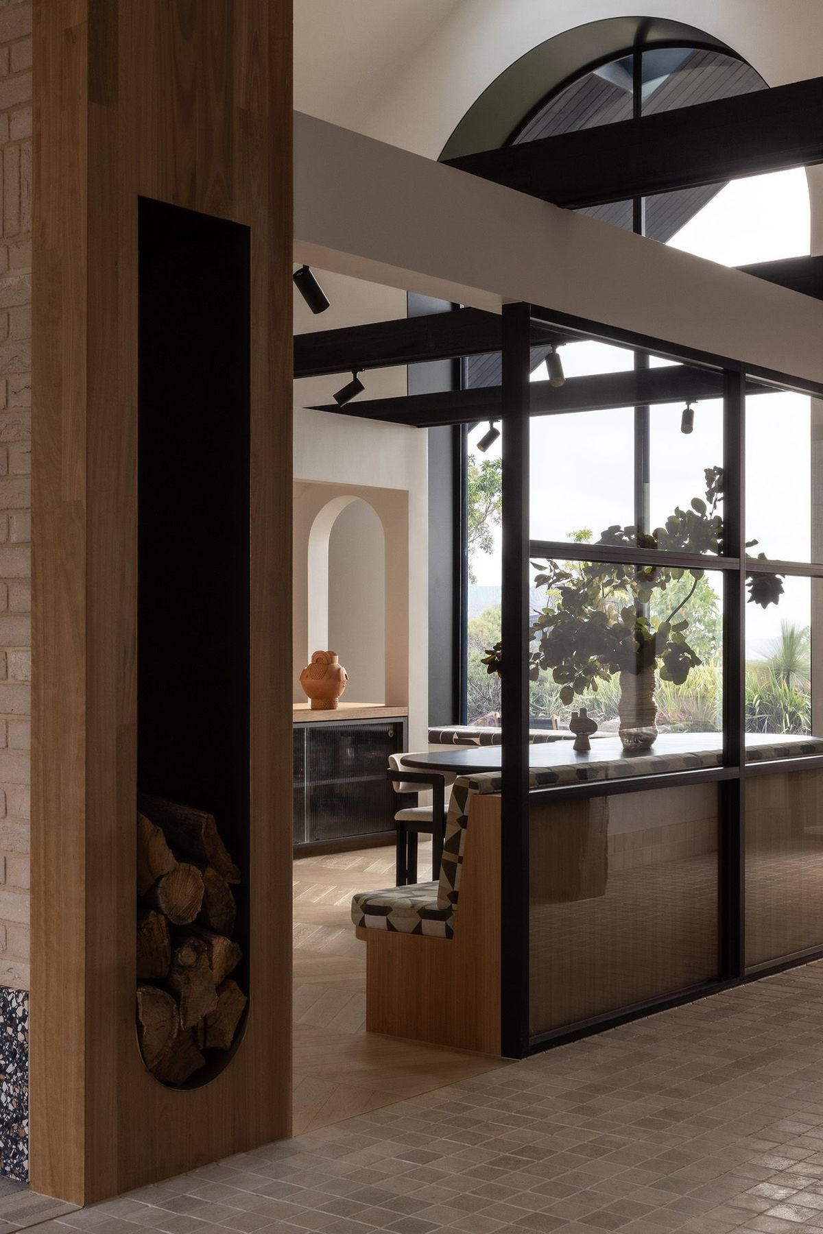 THE-PEACH-HOUSE-7-v2.jpg