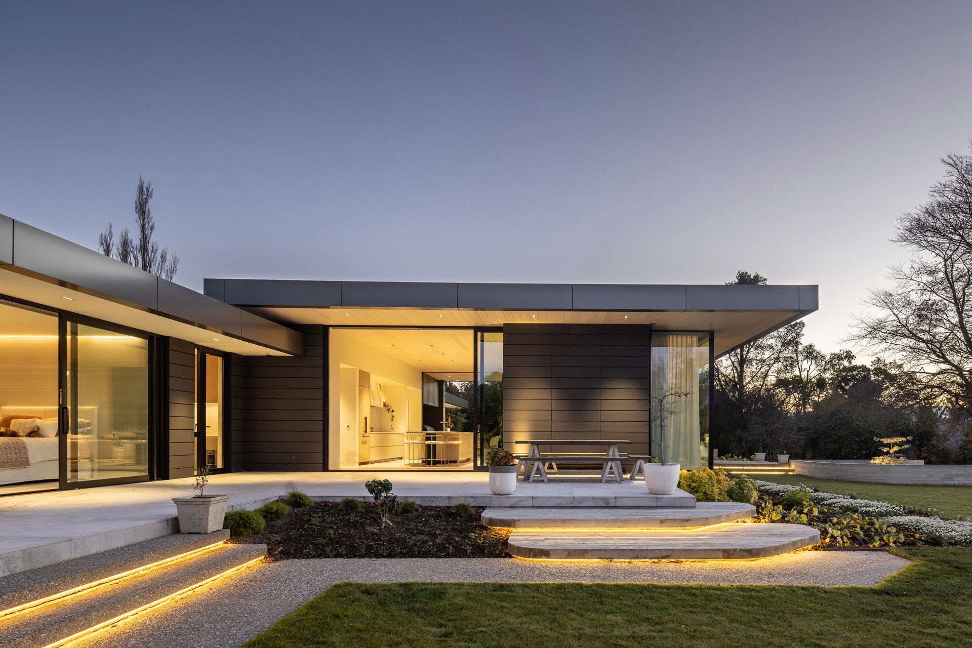 Taieri-Plains-Residence-Johnston-Architects-004.jpg