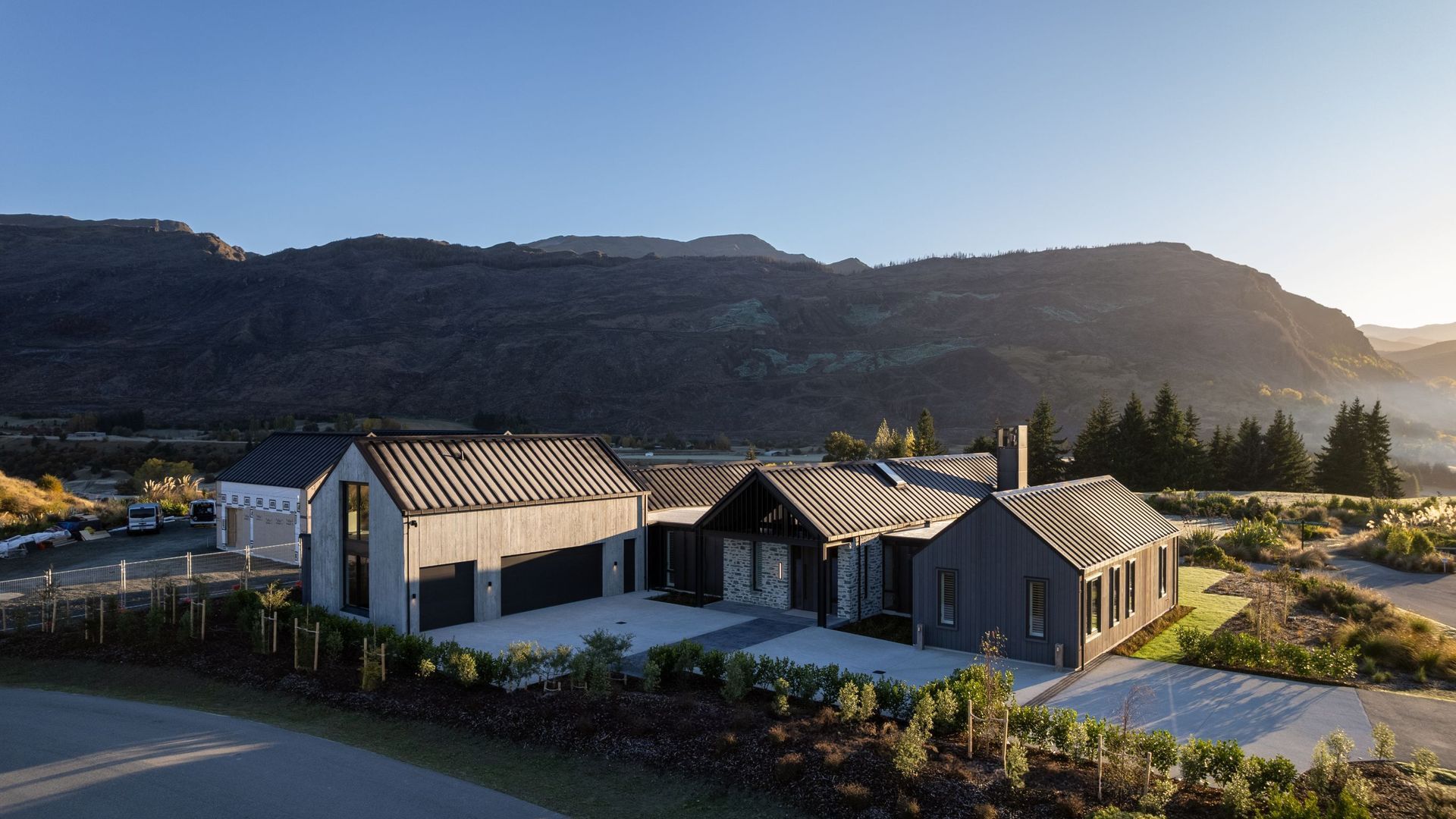 Te Mira Residence banner