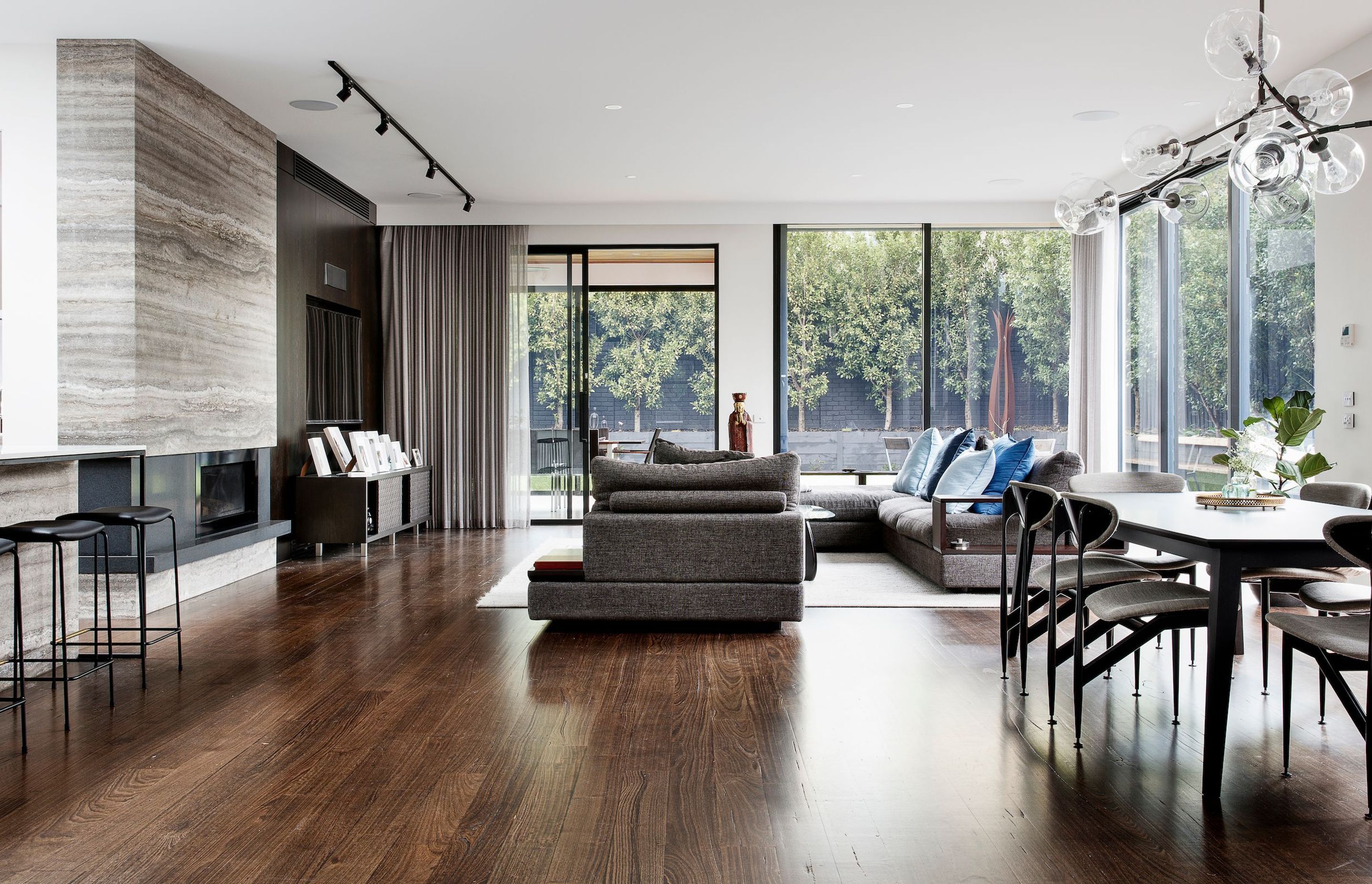 Toorak House