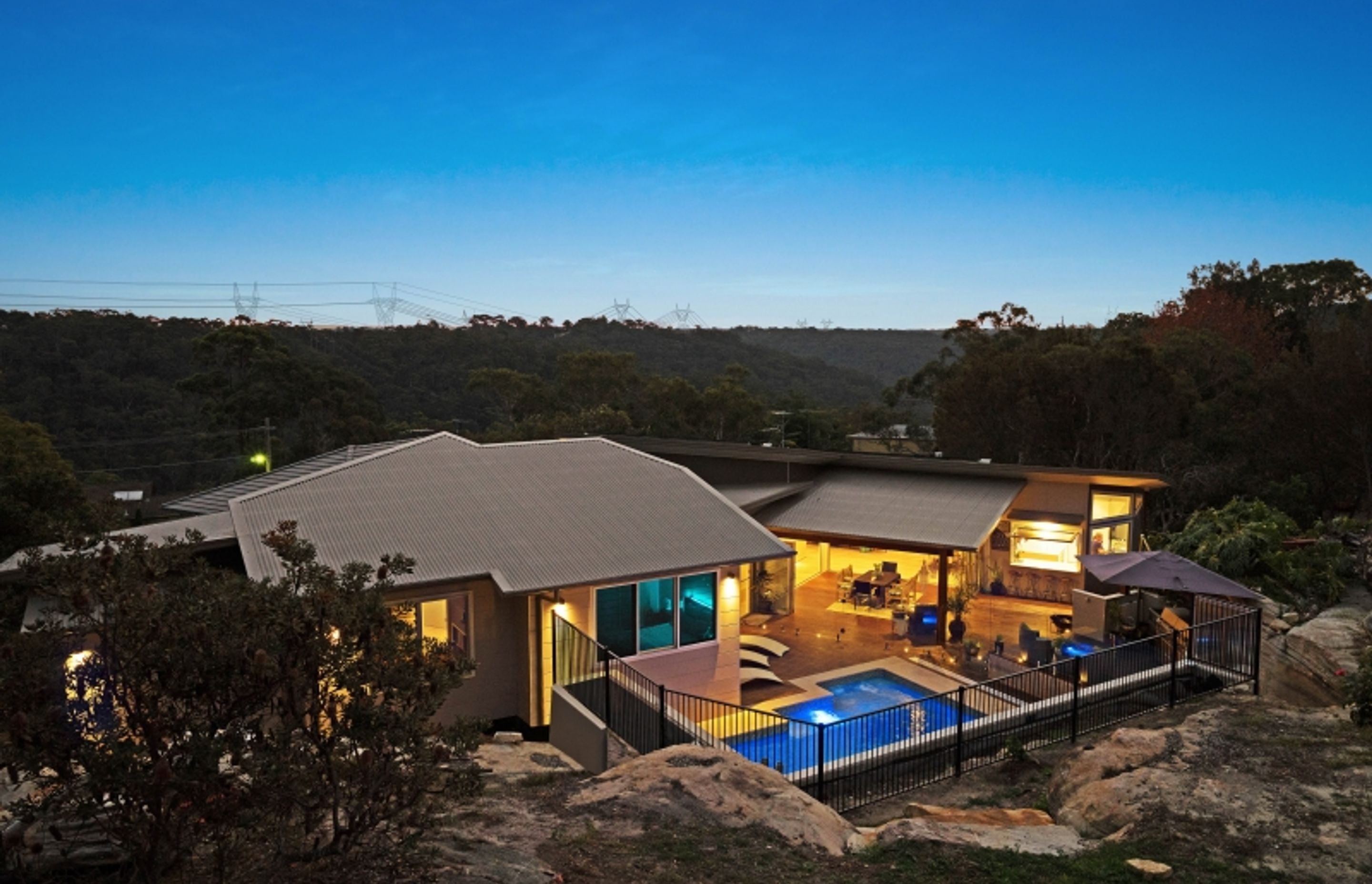 Garage Door for Central Coast Luxury Homes