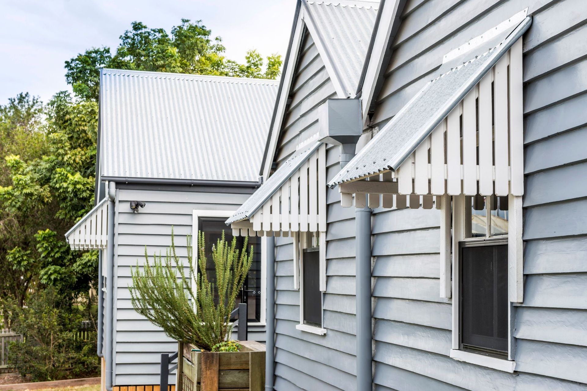 The locall council's planning department were so happy with the respect shown to  this dwelling, that is is now used as an example for owner's wishing to renovate their prewar homes.