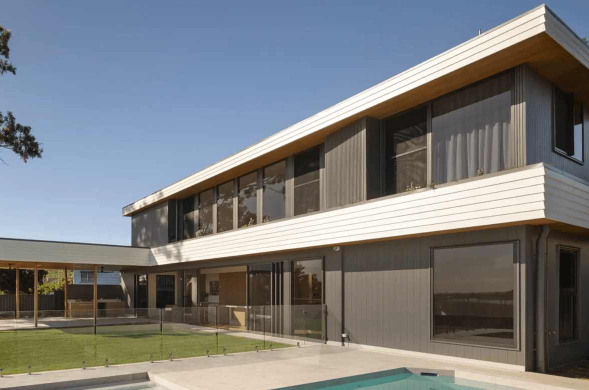 Easton Coorparoo