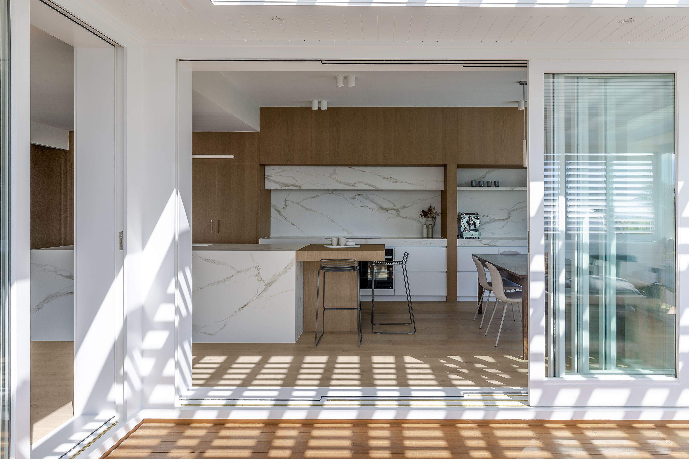 Manhattan Oak Veneer
