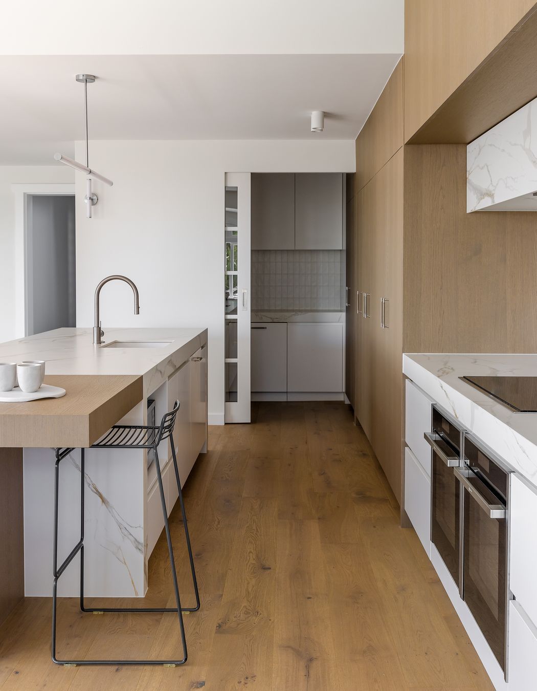 Manhattan Oak Veneer