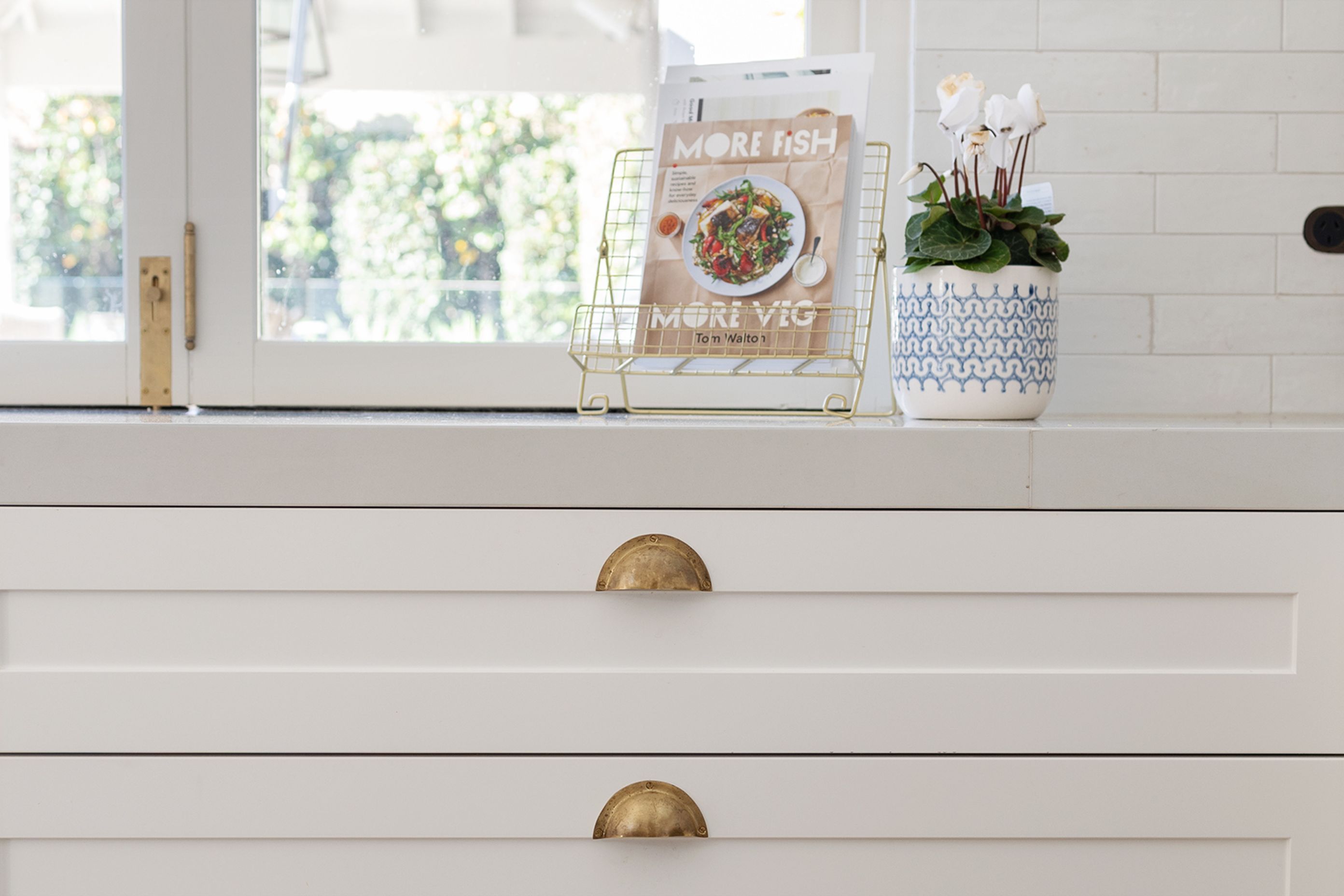 WAHCupHandlesUSBKitchenWindowJazzHotelHomeAshfieldSydney1920x1080px.jpg