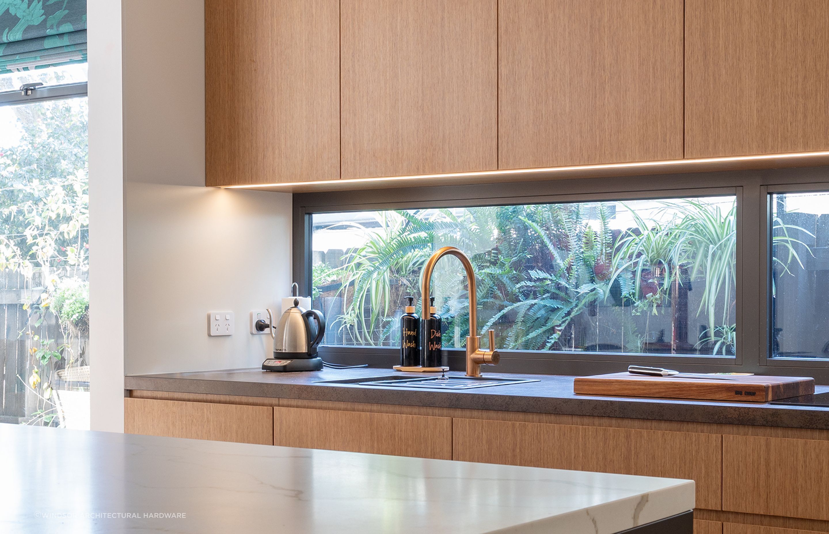 WAHTraditionalMABKitchenBalmainSydney1920x1080px.jpg