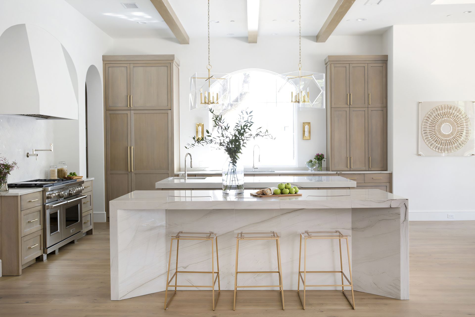 Wallis-Residence-Kitchen-Overall-ALIGN-Austin-Architects-upscaled-by-StabilityAI.jpg