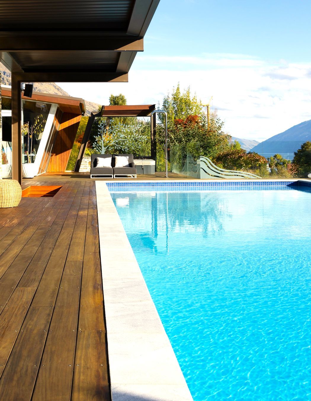 Sunken Seating, Sun Loungers and Sun!