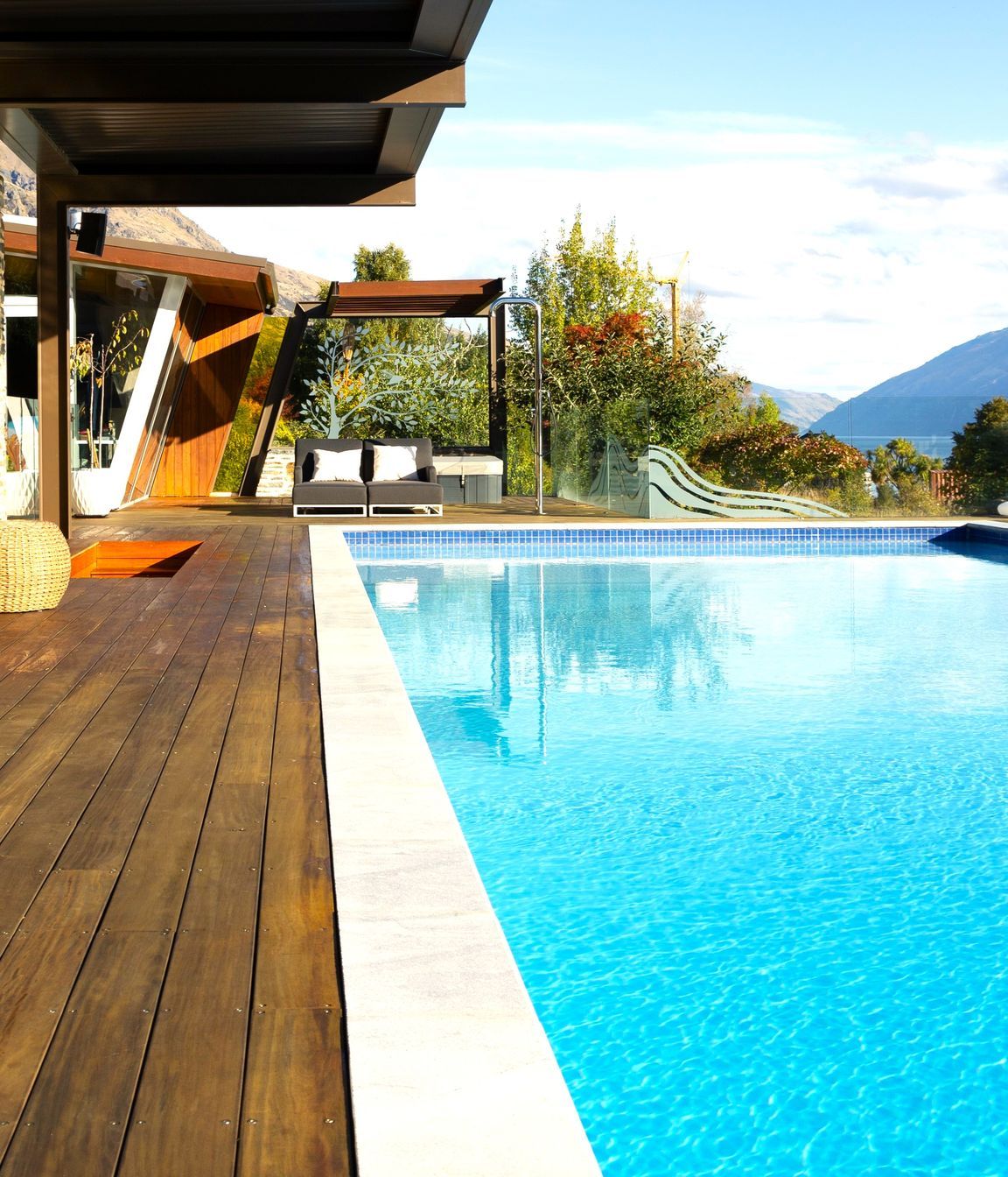 Sunken Seating, Sun Loungers and Sun!