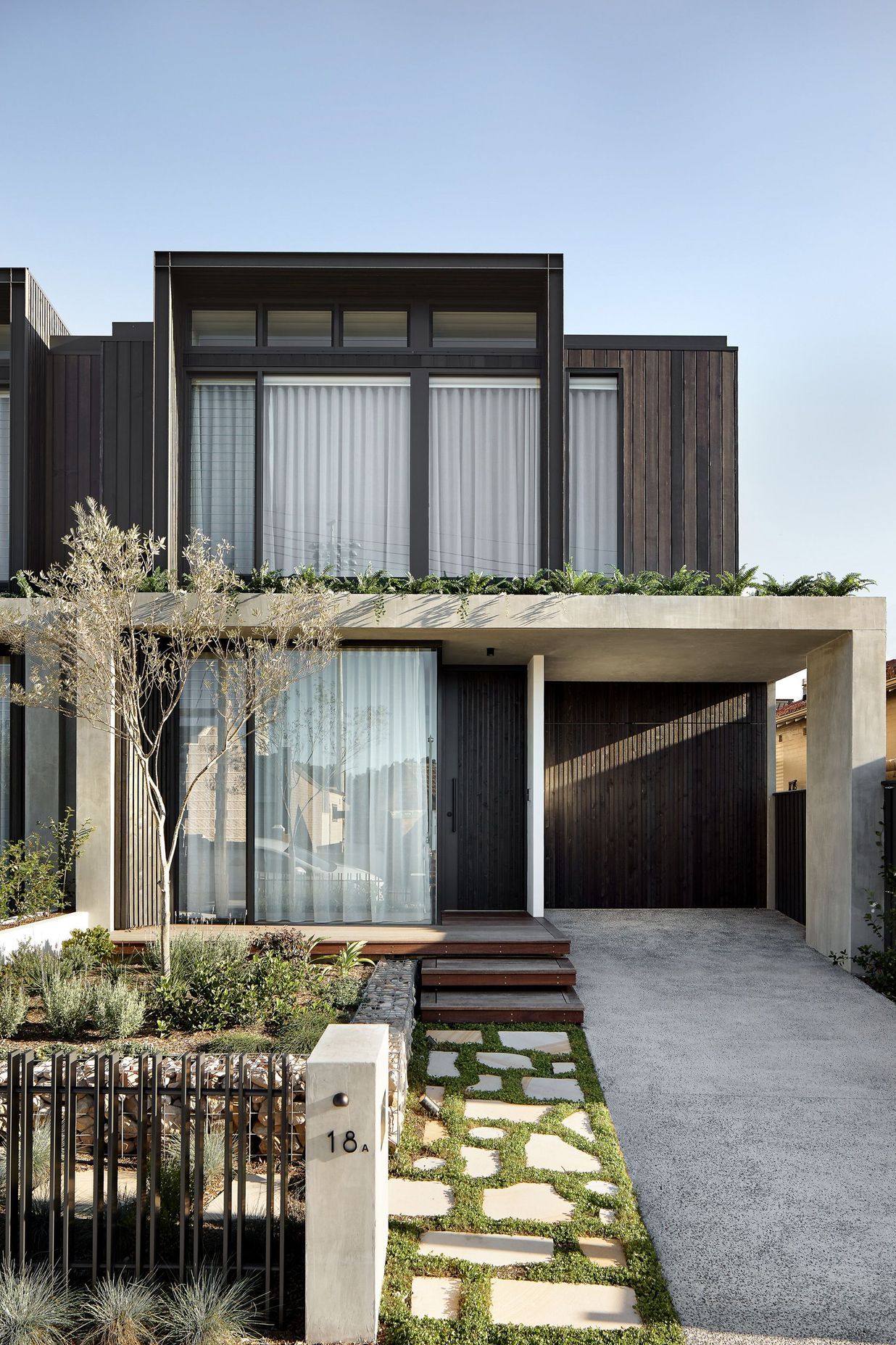 Le Reve Lilyfield