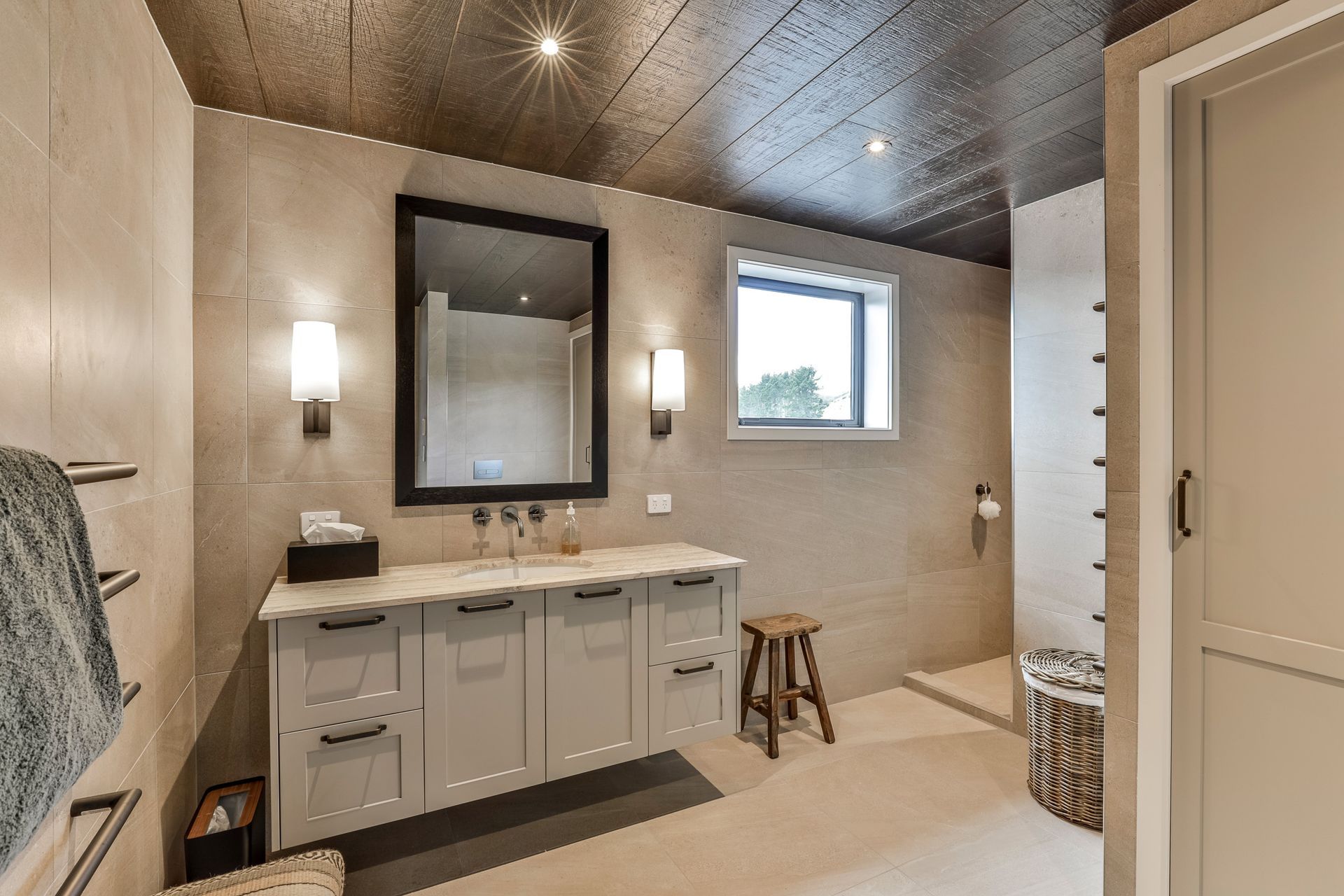 Boutique Equestrian Lifestyle Property