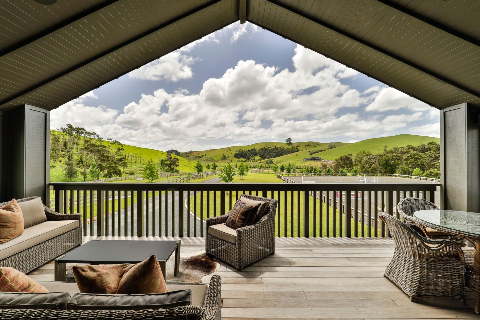 Boutique Equestrian Lifestyle Property