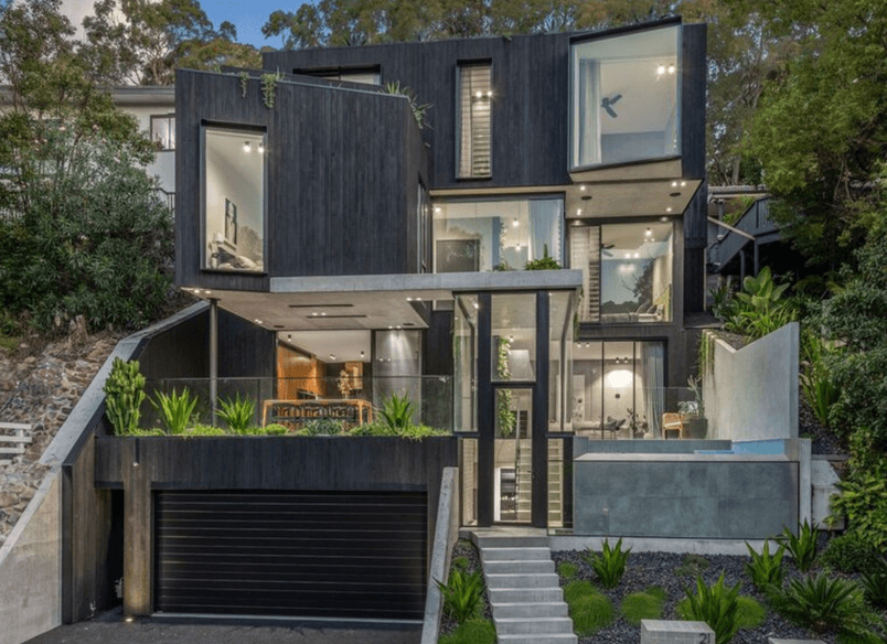Flowerdale Avenue, Merewether