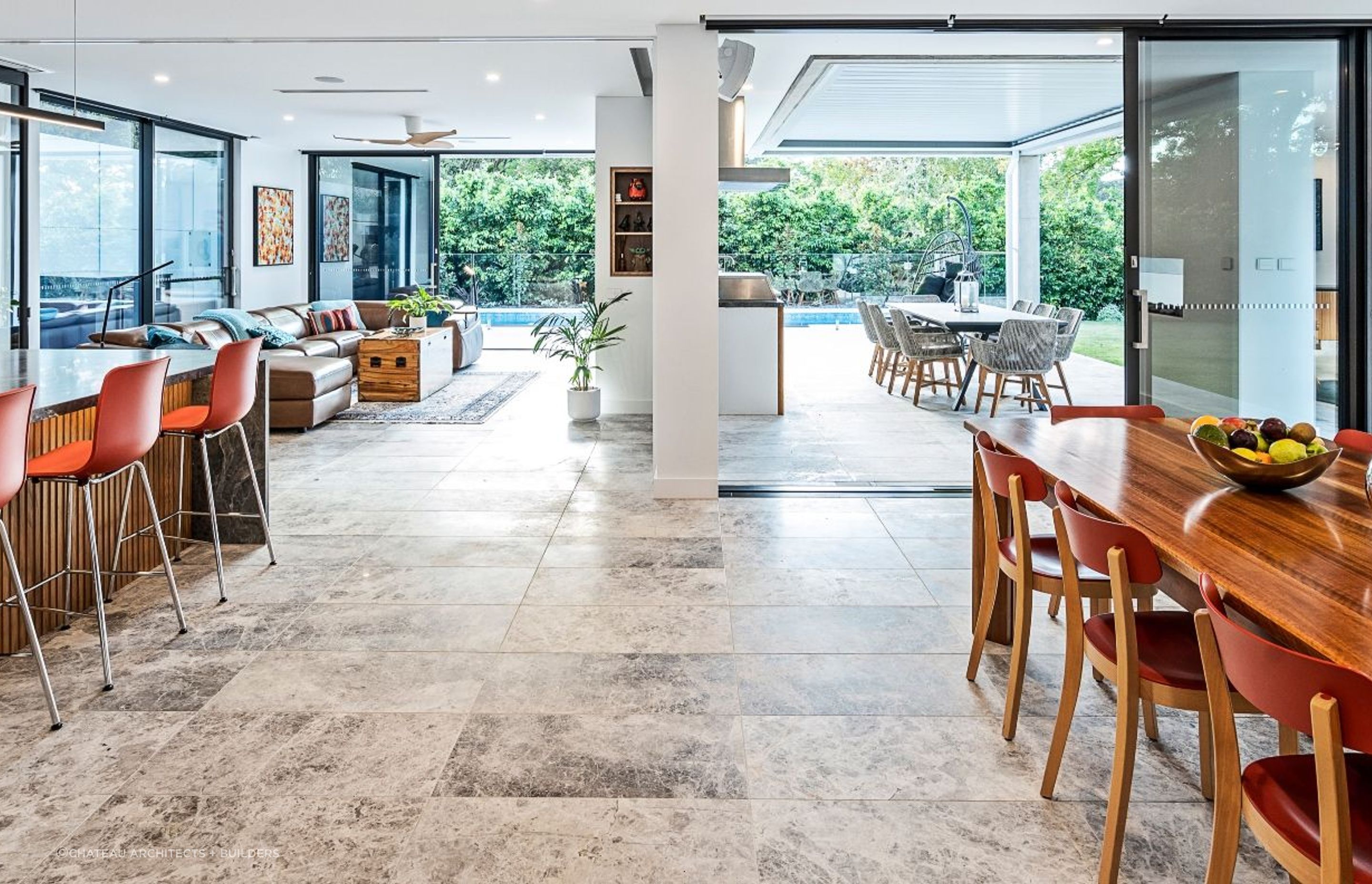 Manhattan Limestone | Chateau Architects + Builders