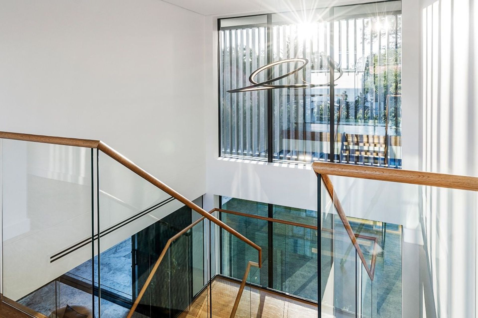 Manhattan Limestone | Chateau Architects + Builders