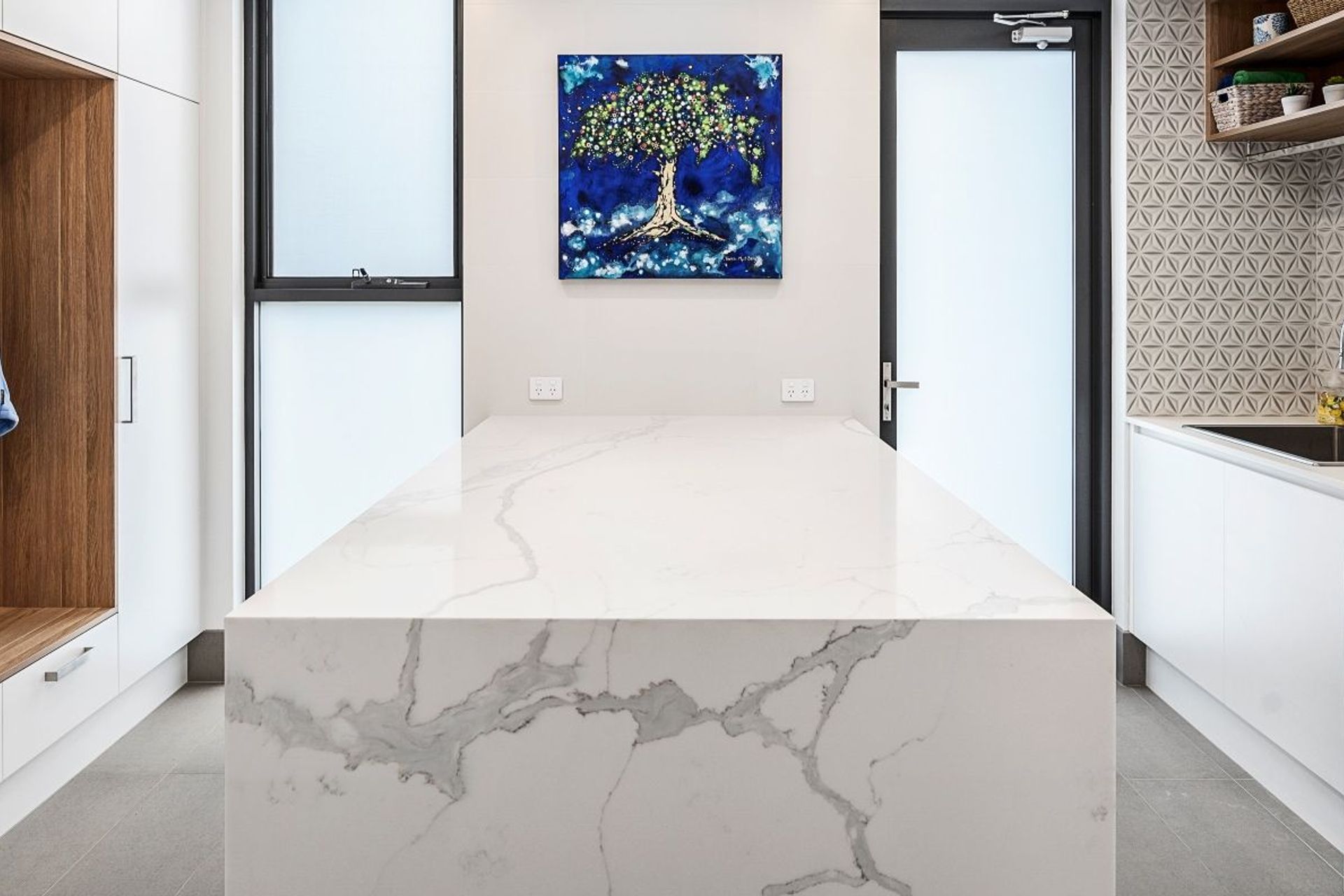 Manhattan Limestone | Chateau Architects + Builders