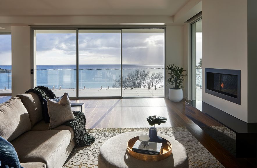 Contemporary Clifftop