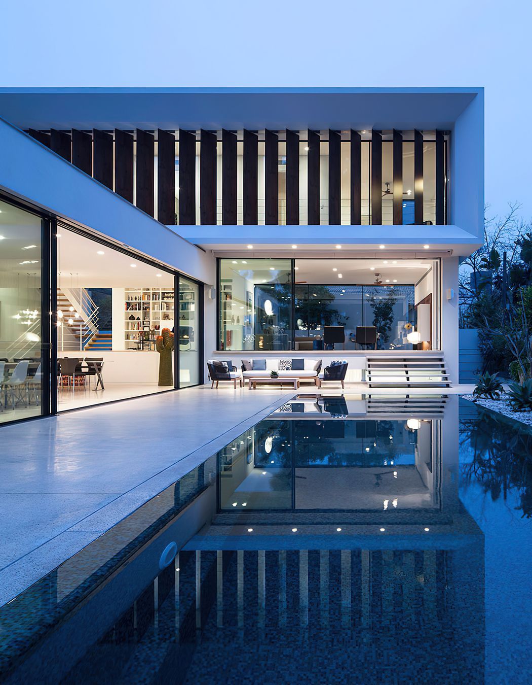 contemporary-architecture24091603-1.jpg